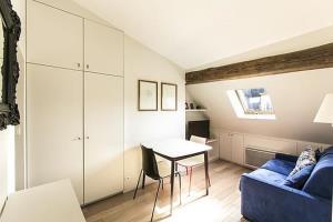 Babylone 1725 Hld 34387 Hotel Parigi
